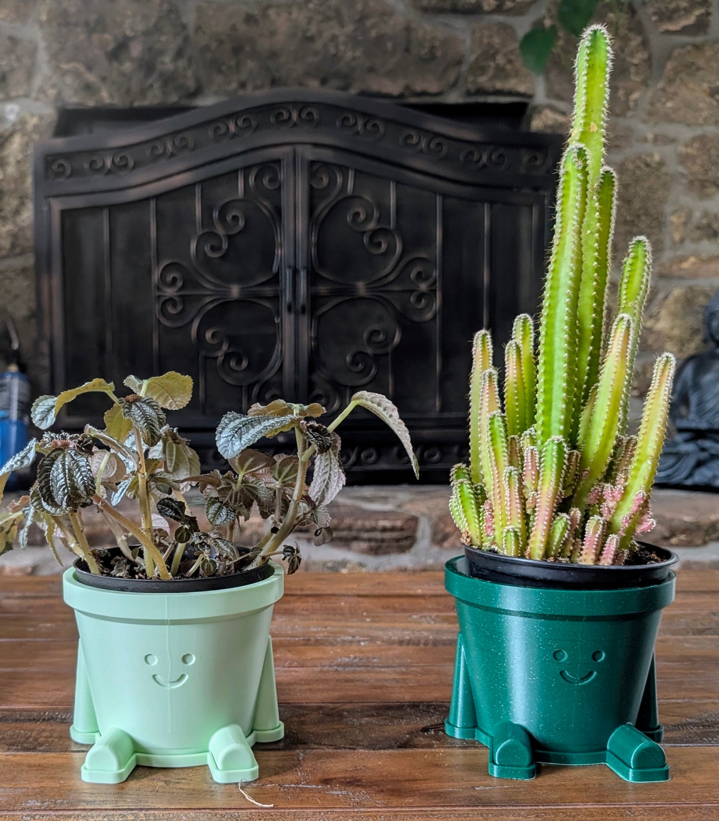 Happy pots